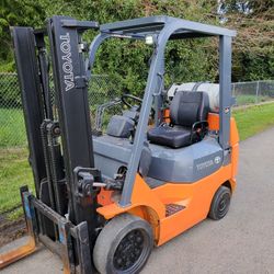 2004 Toyota Forklift 7FGCU20