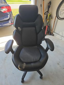 🔥 Premium Ergonomic Gaming & Office Chair – Fully Adjustable – Good Condition!