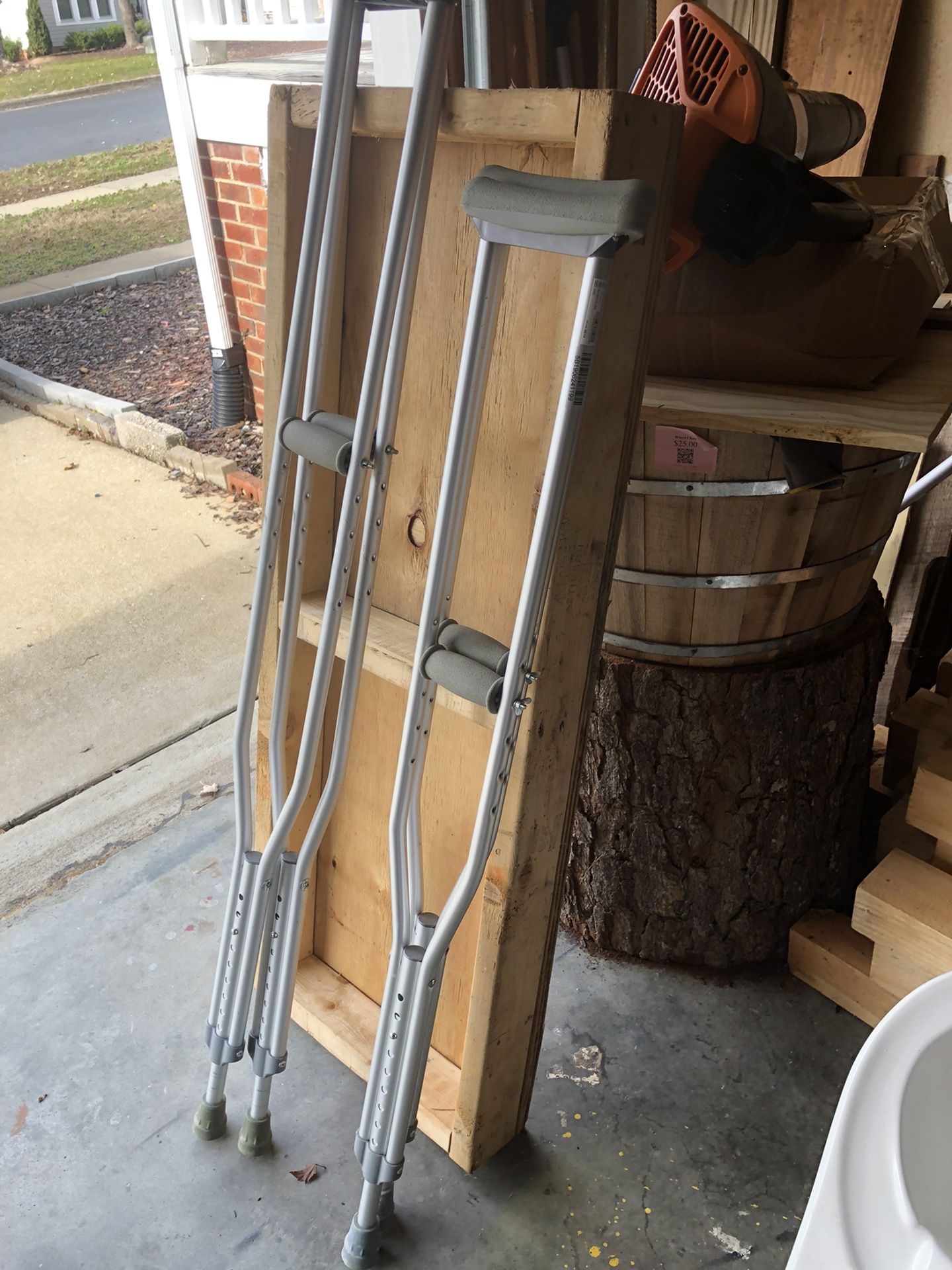 Crutches