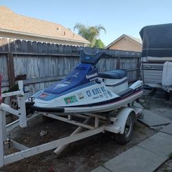 Si Prende Nomas Esta Baja La Pila Y La Verdad Avienta Un Poquito De Humo Blanco Es El Unico Detalle Mejor Oferta