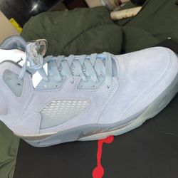 Blue bird Jordan 5’s