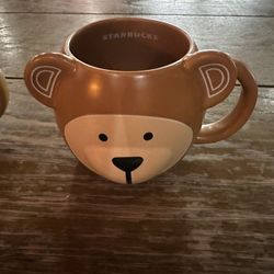 Starbucks ceramic Bear mug Bearista Limited edition , Christmas holiday collection