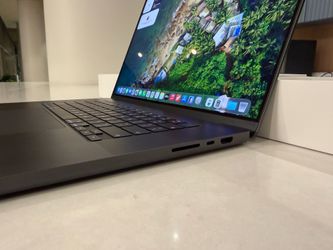 Macbook Pro M5 Pro 16" 24GB 1TB