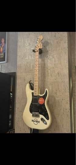 Fender Squier Affinity Stratocaster Hard Rock edition