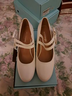 VJV-White man made leather 2 1/2 heel