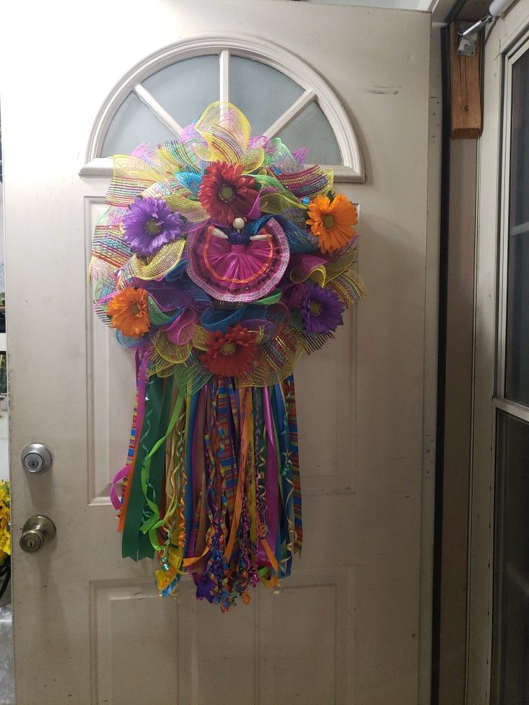 Fiesta Wreath 2023
