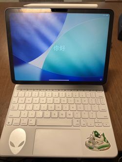 11 inch iPad Air M3 128GB Wi-Fi Only Bundle