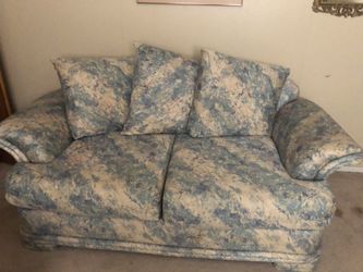 Love seat sofa