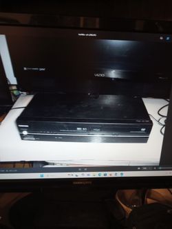  Toshiba  Dvd. VCR.  Sd V296