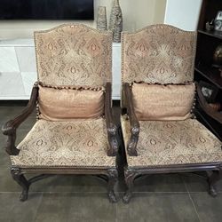 Accent Chairs