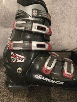 Nordica "Next 87" Ski Boots, Size Mondo 28- 28.5, Good Condition. 