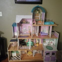Doll house