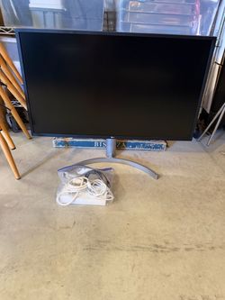 LG Monitor 32” inch - 4K Thunderbolt (USB-C)