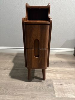Mid-Century Modern Side Table / Nightstand