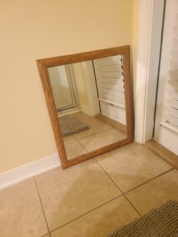 Mirror 18x23 Inches