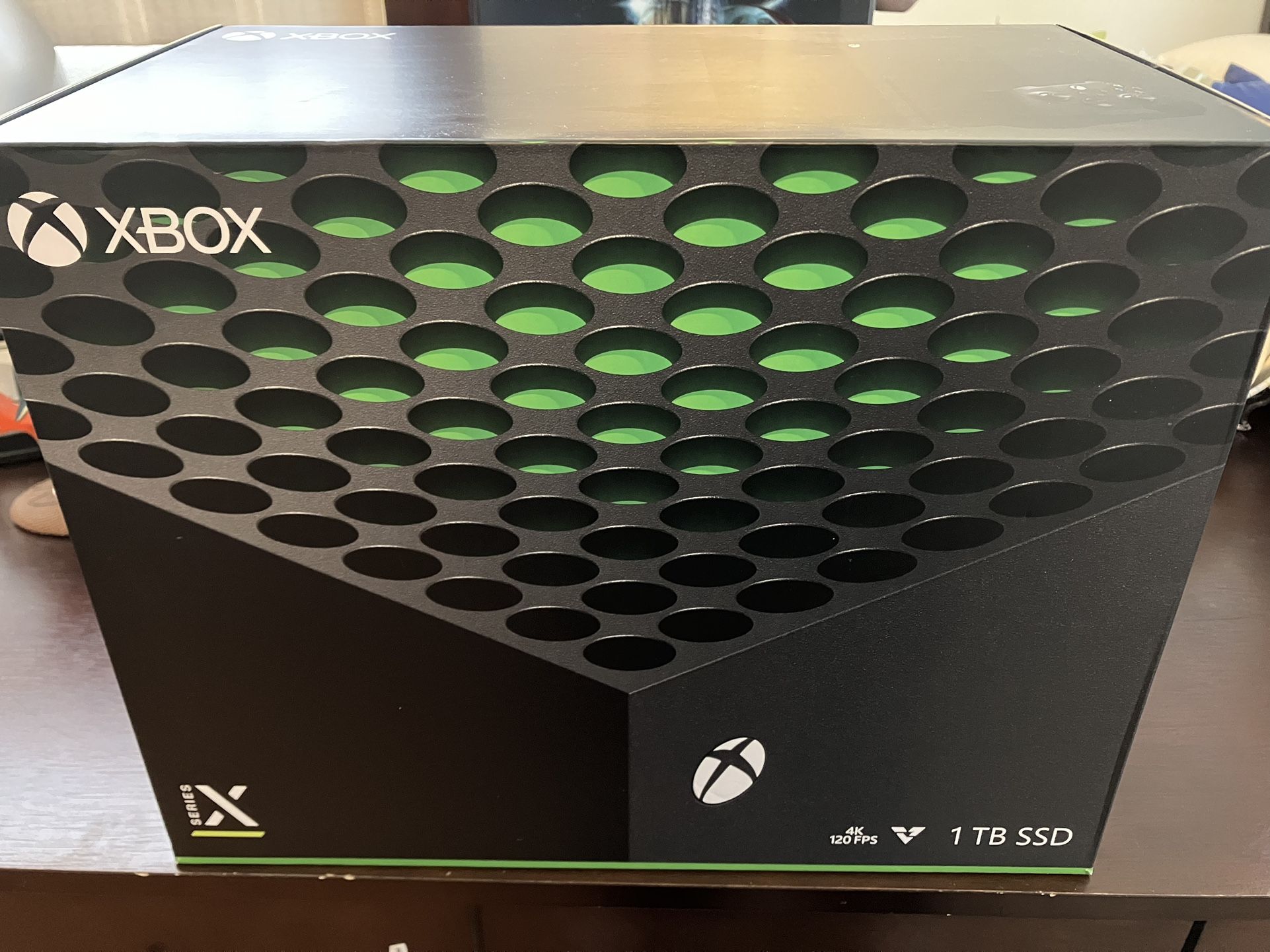 XBOX SERIES X BRAND NEW BOX NEVER OPENED