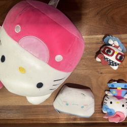 Hello Kitty And Sanrio Bundle 