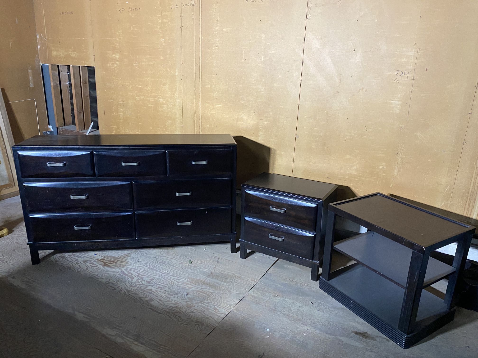 Cappuccino Color Dresser, Night Stand And End Table 