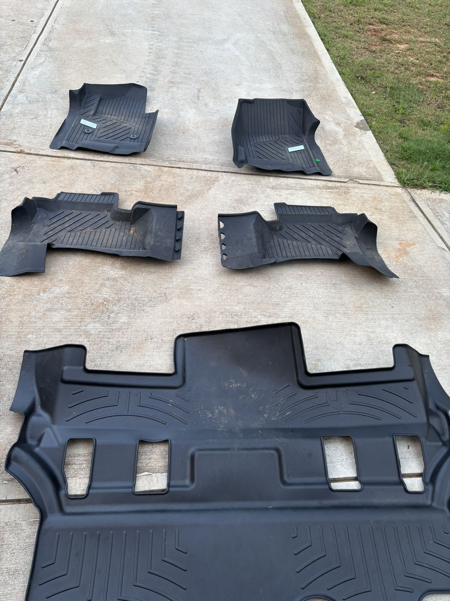 2018 - 2020 GMC Yukon Floor Mats