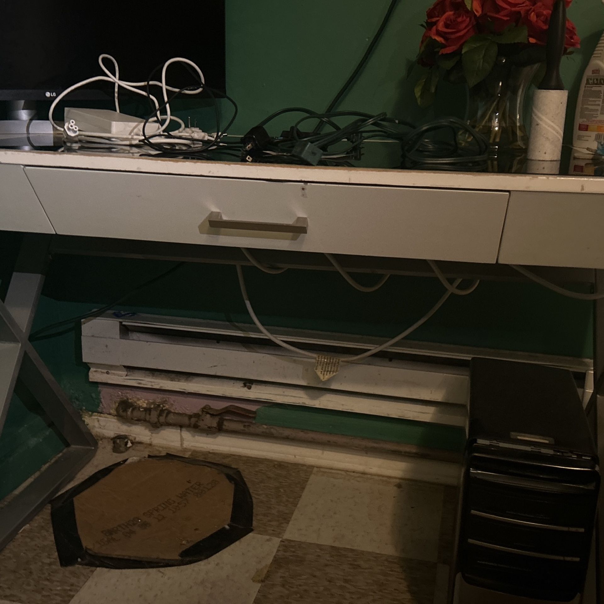 White Desk