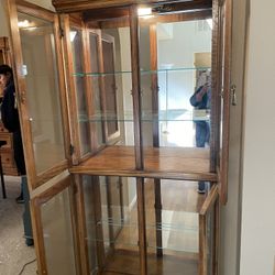 Beautiful Curio Cabinet 