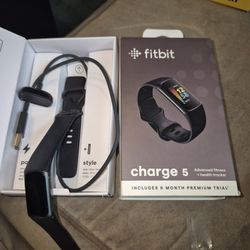 Fitbit Charge 5