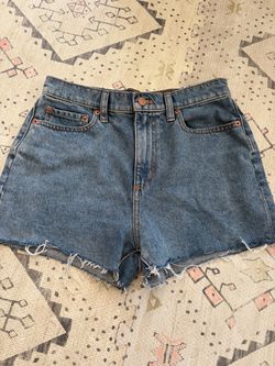 Pink by Victoria’s Secret shorts size 27