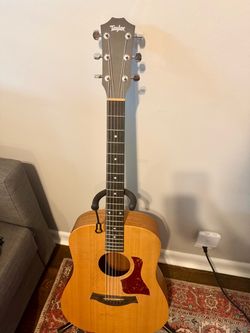 Taylor Big Baby 307-GB Acoustic Guitar Natural 15/16 Size Made in USA with Case