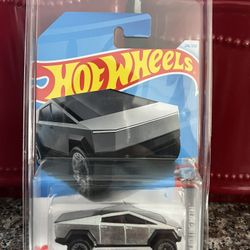 HotWheels Tesla CyberTruck ( New )