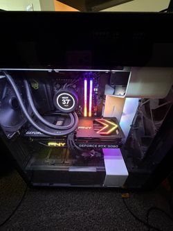 Custom Gaming PC with RTX 5080 OC