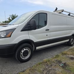 2019 Ford Transit 150 VAN