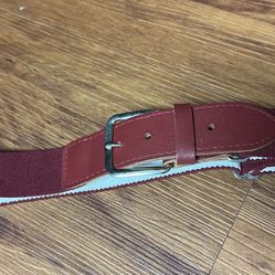 Belt Men’s Elastic Stretch and Adjustable Belt 1.5” wide Burgundy . Leather Straps