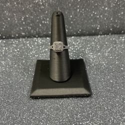 Ladies Ring 