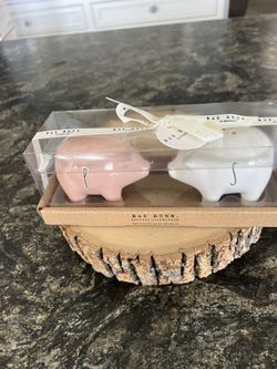 Rae Dunn Oink Salt Pepper