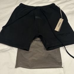 Essential Fear of God shorts 1:1