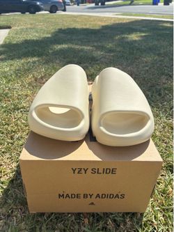 Yeezy Slides