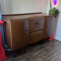 1930’s Sideboard/Buffet
