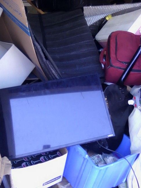 30" Flat Screen Tv