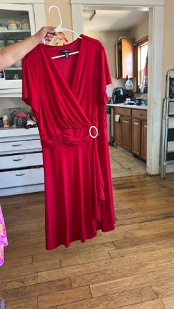Long red dress/ read description
