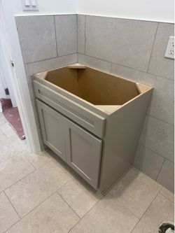 Light gray Kitchen