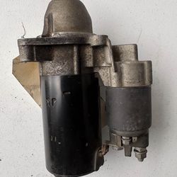 2001 BMW 330i  Engine Starter Motor Assembly