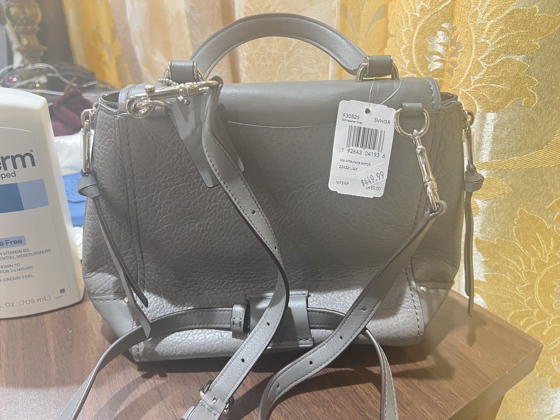 Dual use backpack and handbag