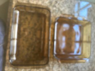 Set of Pyrex Baking Dishes