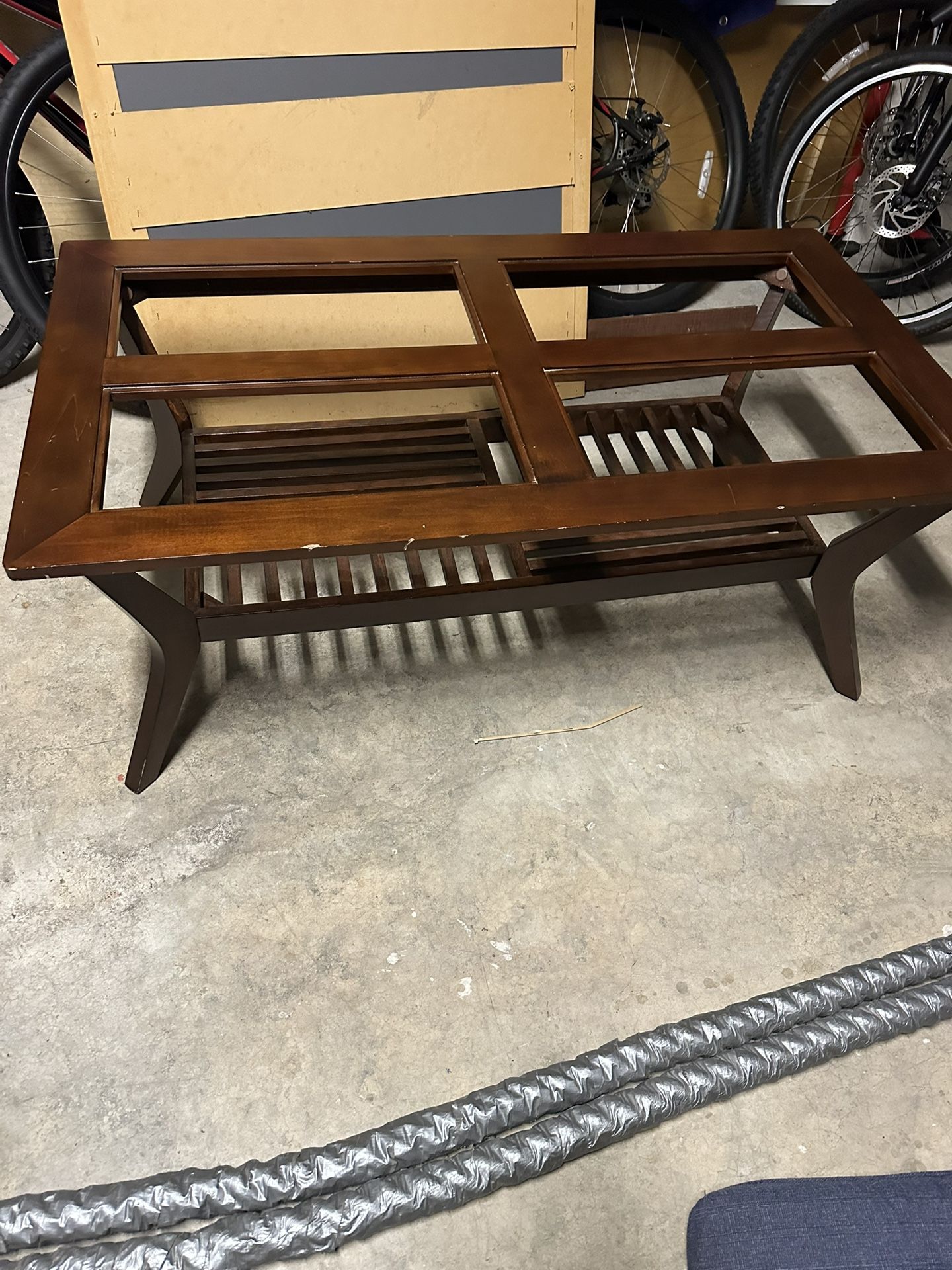 Coffe Table And 2 End Table