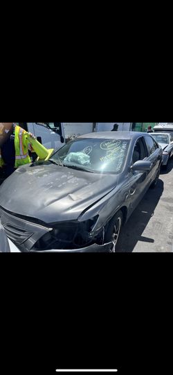2008 Camry V6 - For Parts Only