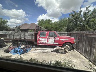 🚗 Red Pickup Truck – AS IS – (Mission, TX)