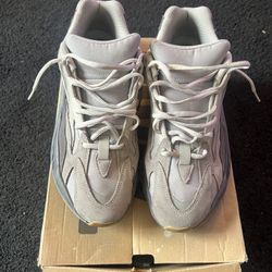 Adidas 700 V2 Tephra 