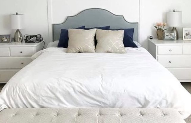 Queen Tufted Bed Frame 