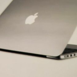Macbook Pro 15", 2016 , 256gb, 16gb Ram
