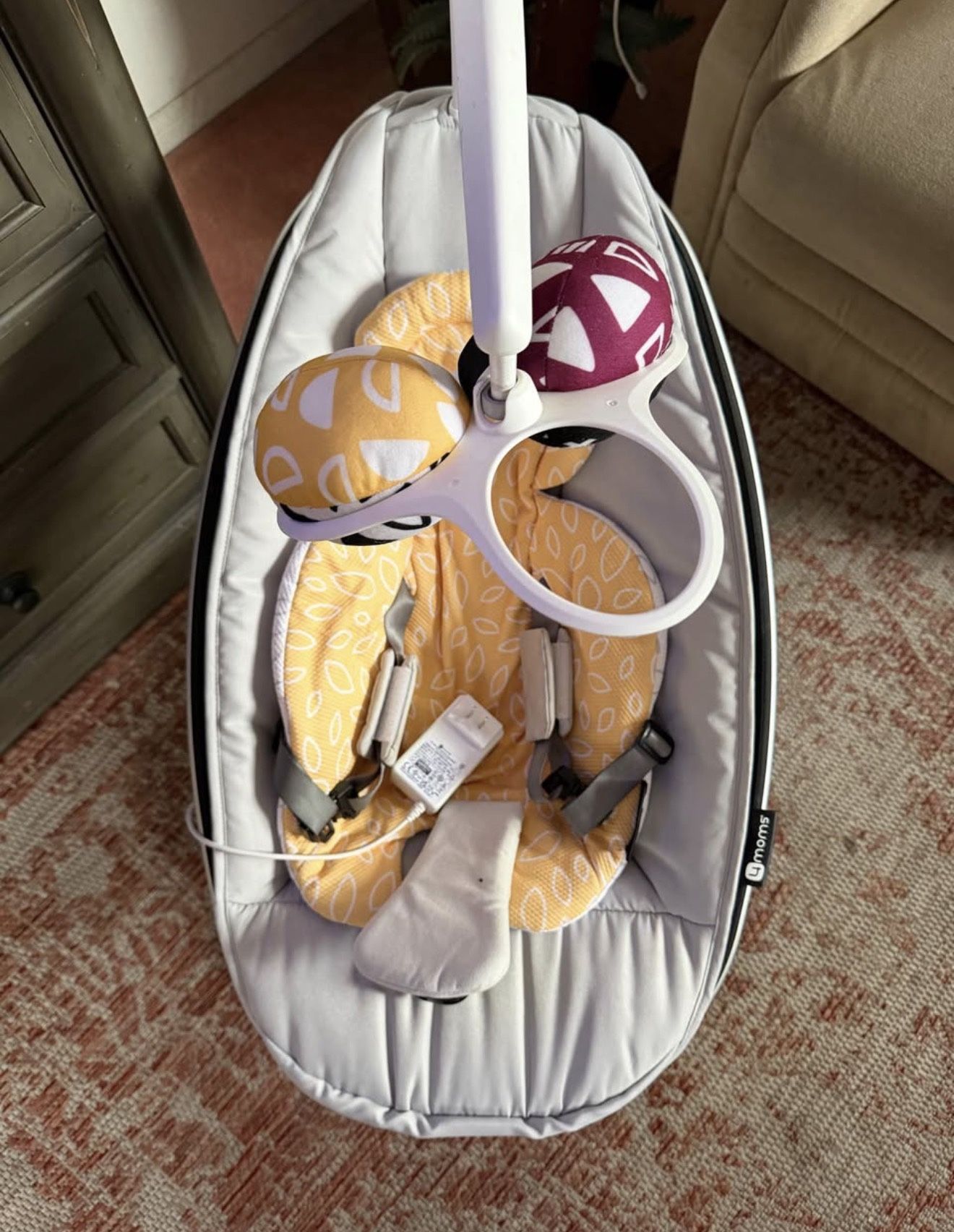 4moms mamaRoo Multi-Motion Baby Swing
